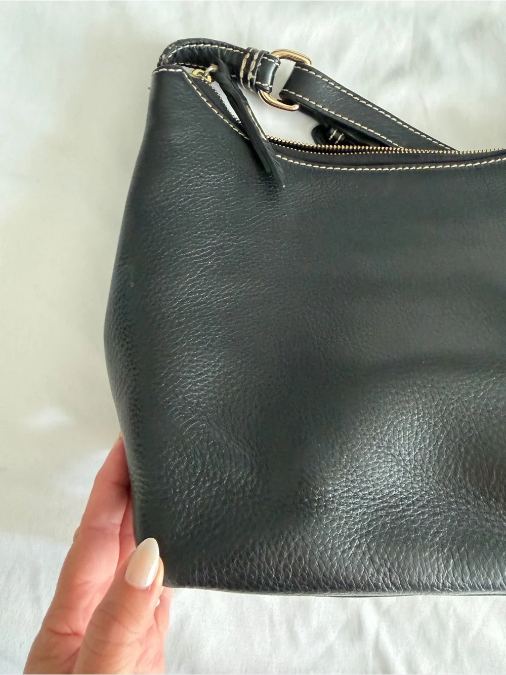 Dooney & Bourke  “Dillen” Black Leather Zip Top Dual Side Pockets Shoulder Bag